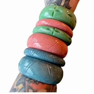 Splendette wide size fakelite bangles lot